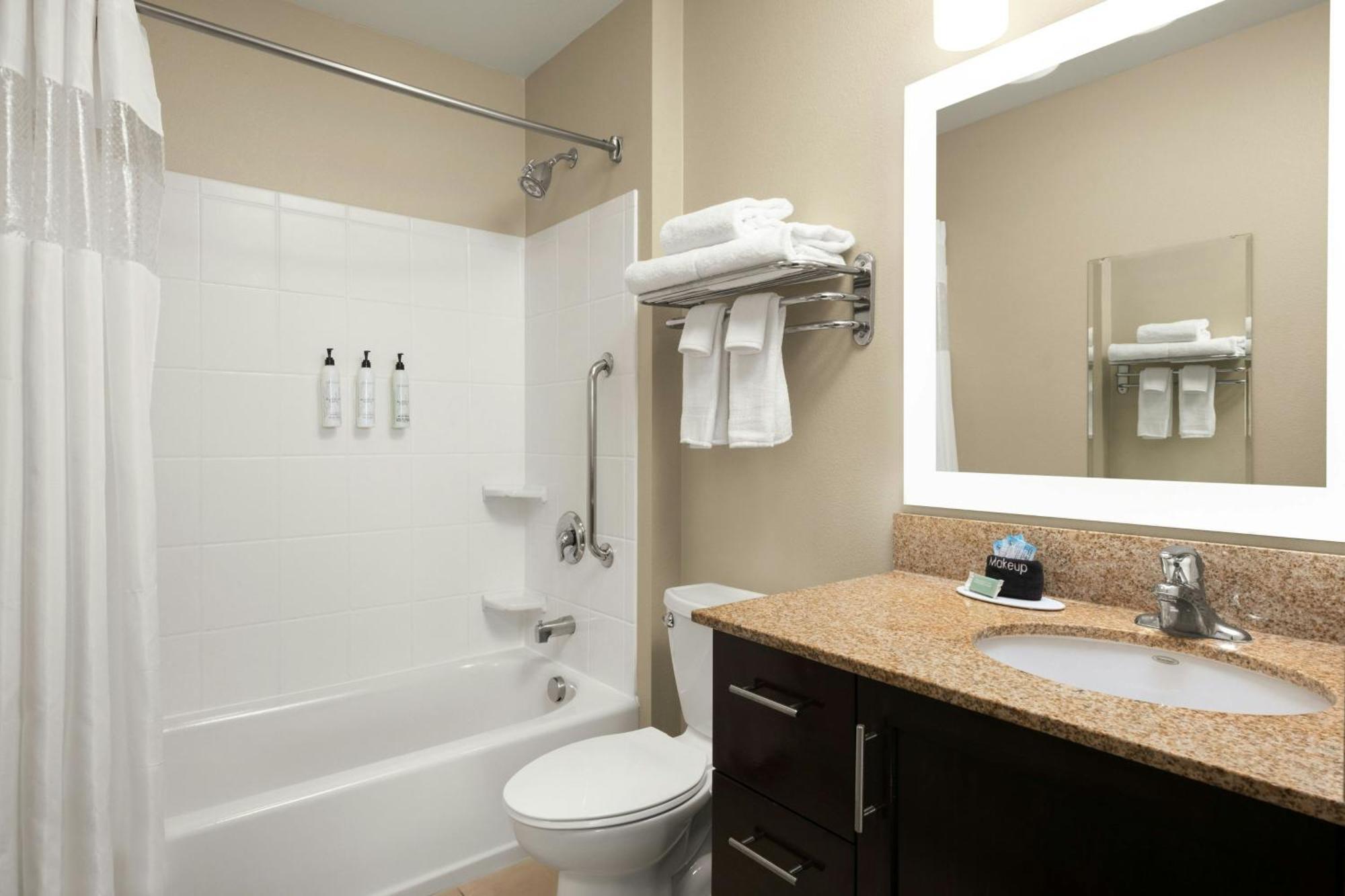 Towneplace Suites By Marriott San Diego Carlsbad / Vista Exterior foto