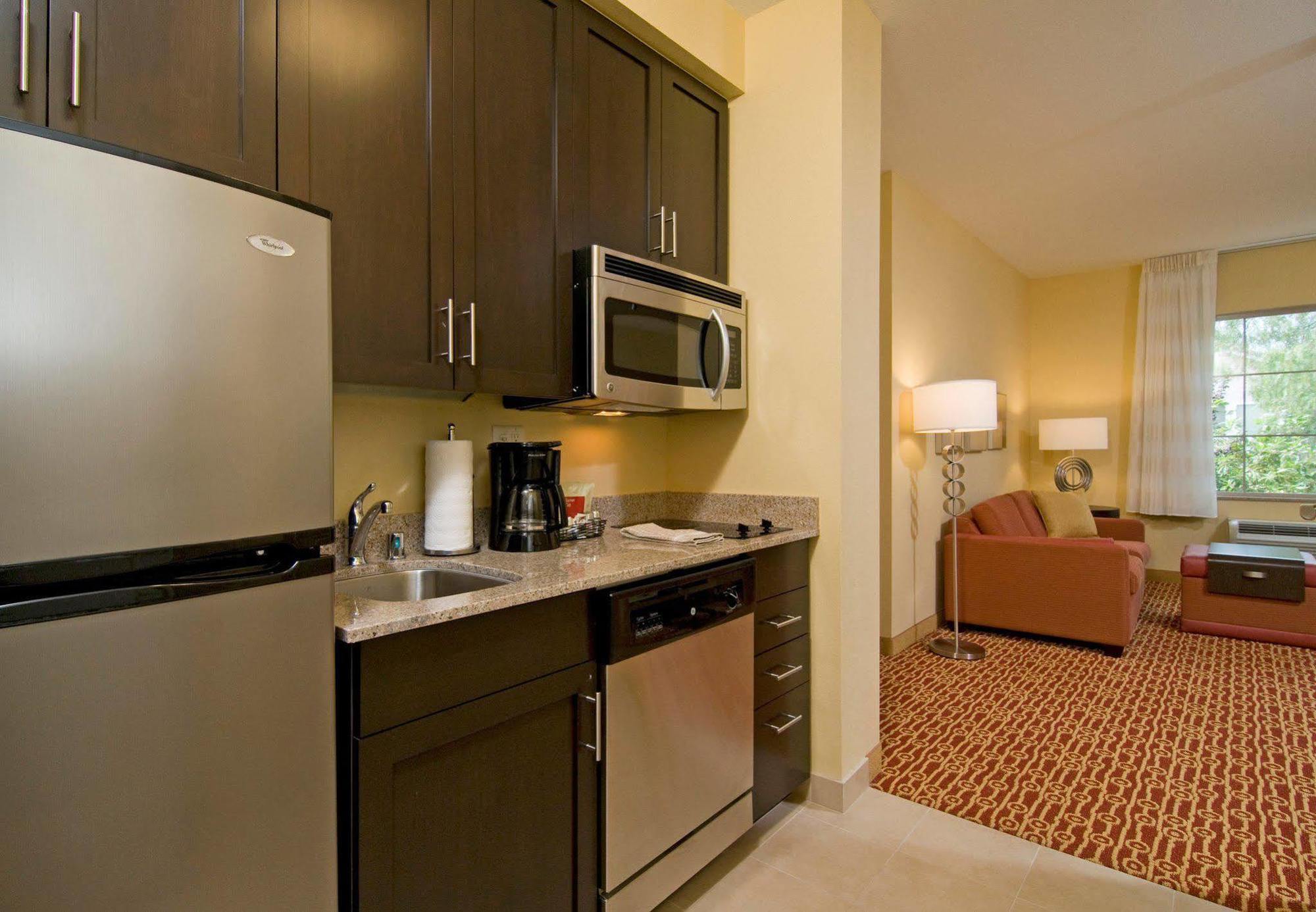 Towneplace Suites By Marriott San Diego Carlsbad / Vista Exterior foto